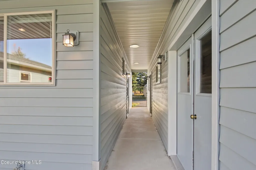 97 Three Sisters Drive Athol ID 83801