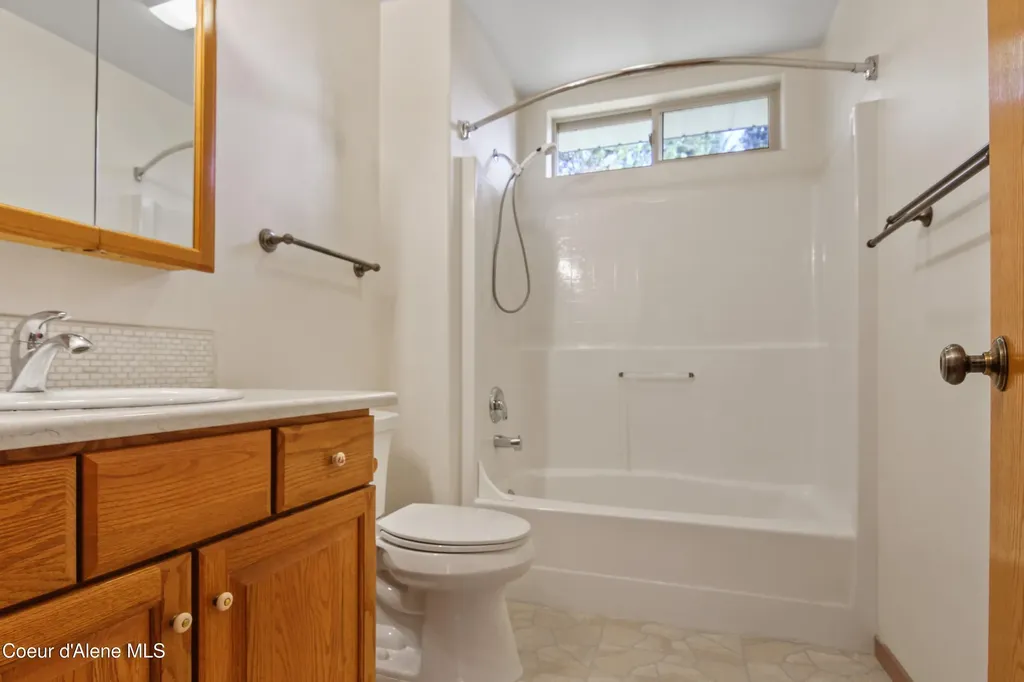 97 Three Sisters Drive Athol ID 83801