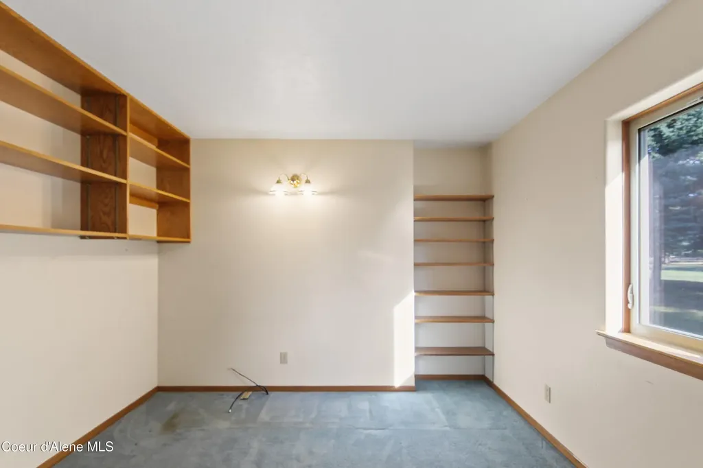 97 Three Sisters Drive Athol ID 83801
