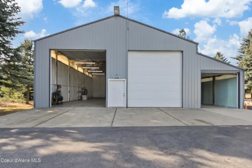 97 Three Sisters Drive Athol ID 83801