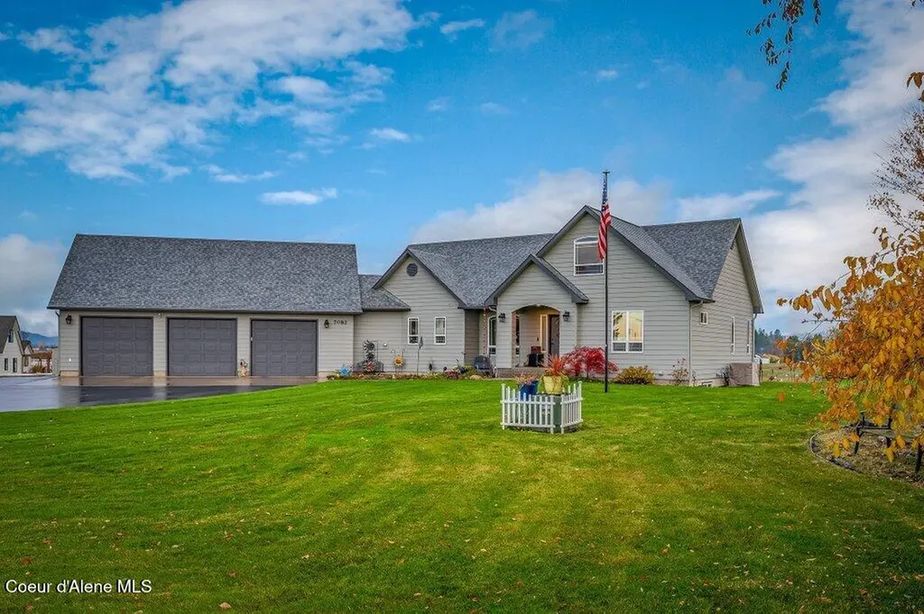 7082 E Poleline Avenue Post Falls ID 83854
