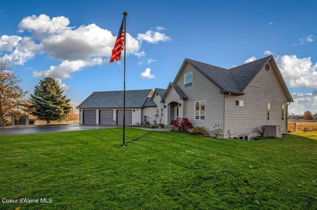 7082 E Poleline Avenue Post Falls ID 83854
