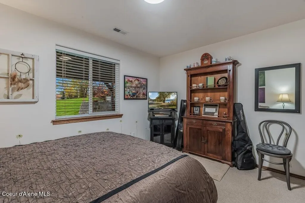 7082 E Poleline Avenue Post Falls ID 83854