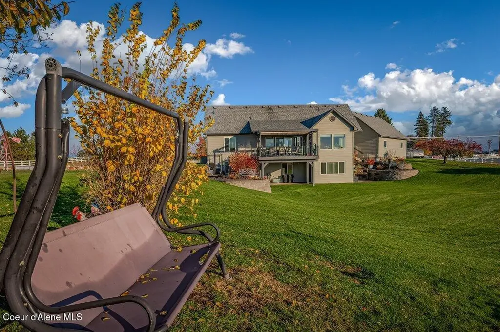 7082 E Poleline Avenue Post Falls ID 83854