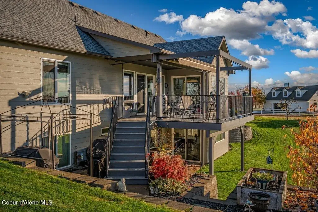 7082 E Poleline Avenue Post Falls ID 83854