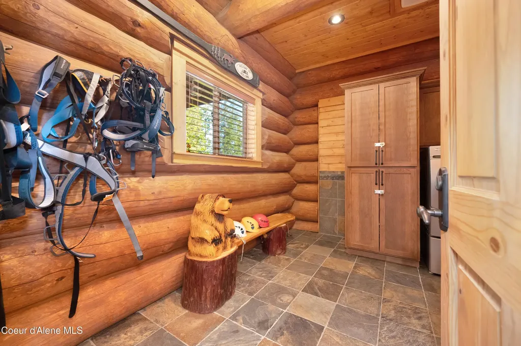 122 Makridge Lane Kingston ID 83839