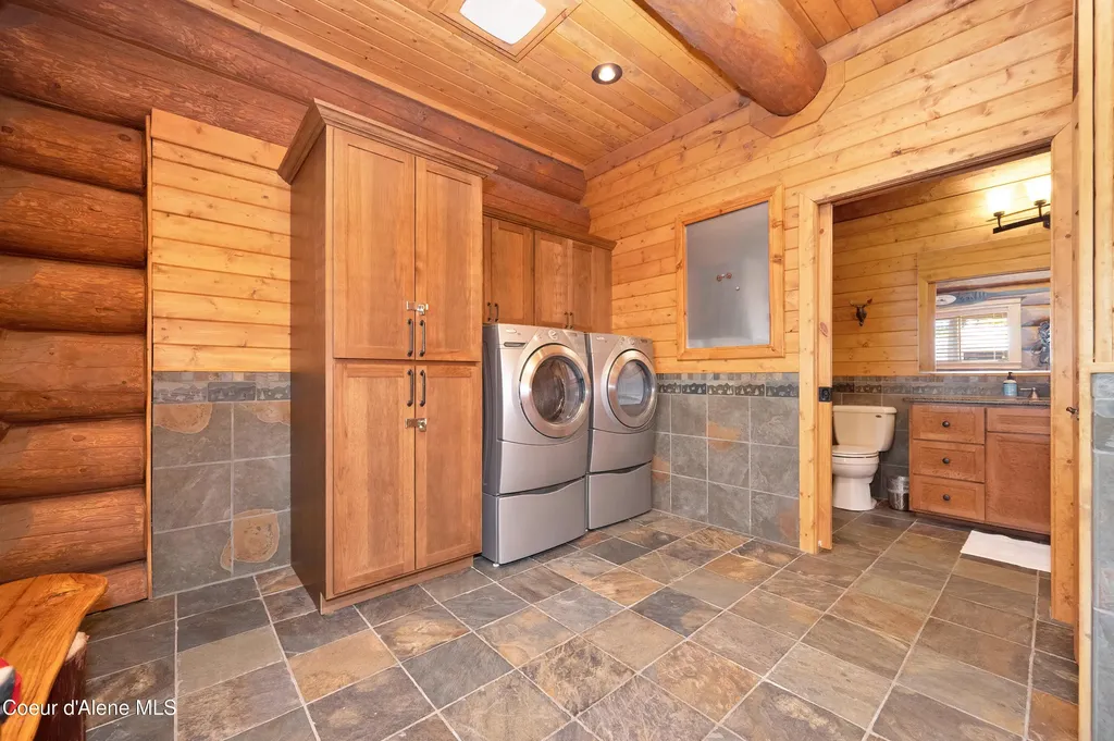 122 Makridge Lane Kingston ID 83839