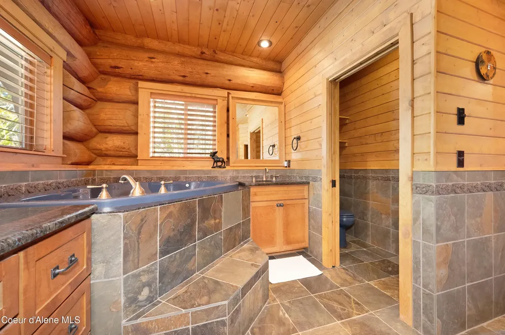 122 Makridge Lane Kingston ID 83839