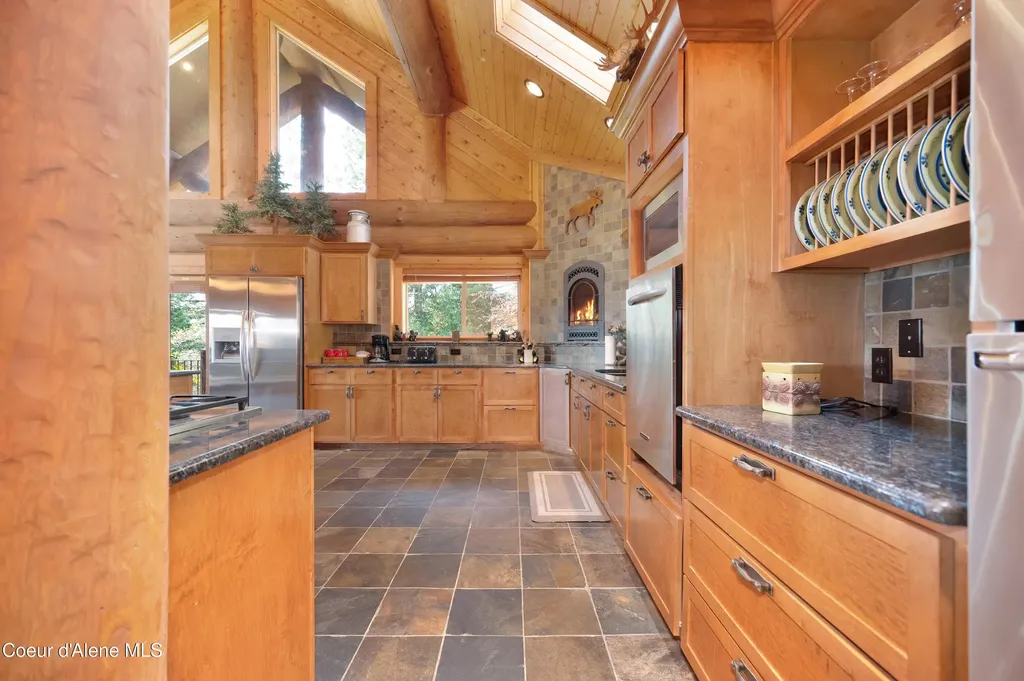 122 Makridge Lane Kingston ID 83839