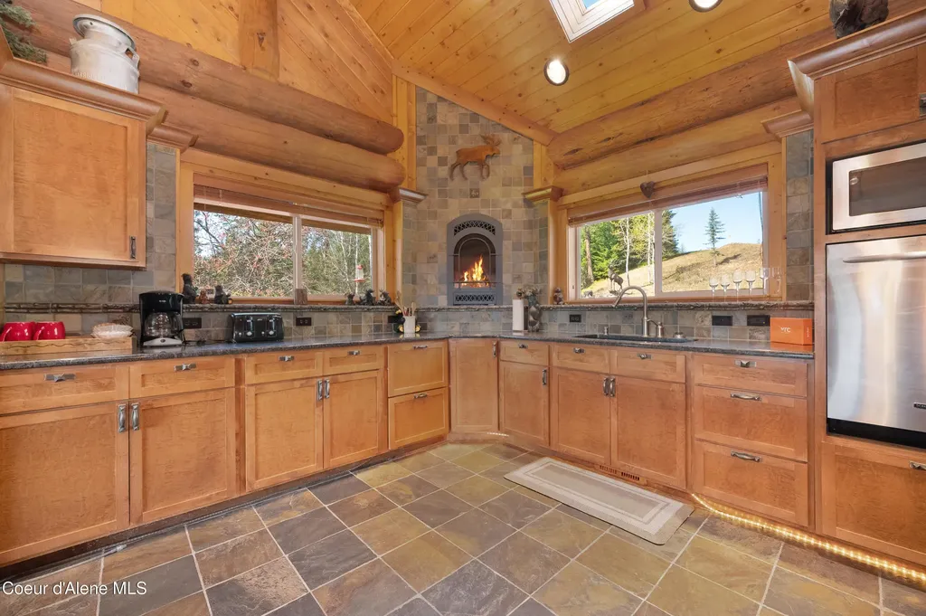 122 Makridge Lane Kingston ID 83839