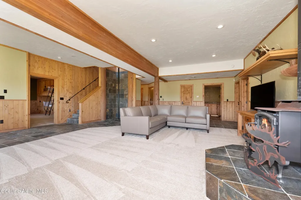 122 Makridge Lane Kingston ID 83839