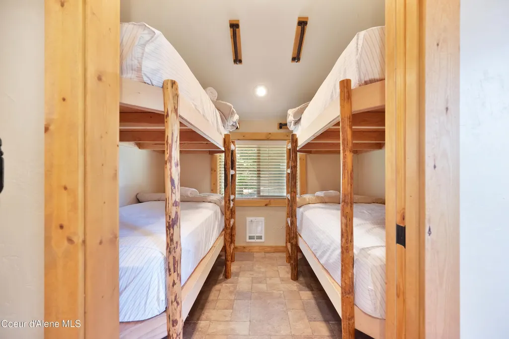122 Makridge Lane Kingston ID 83839