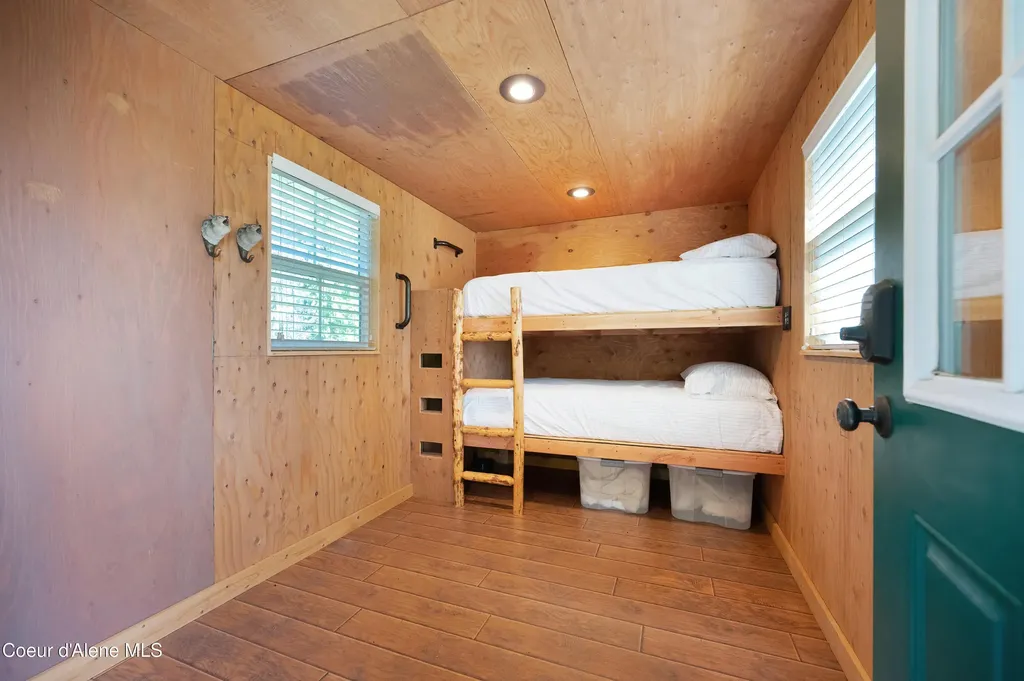 122 Makridge Lane Kingston ID 83839