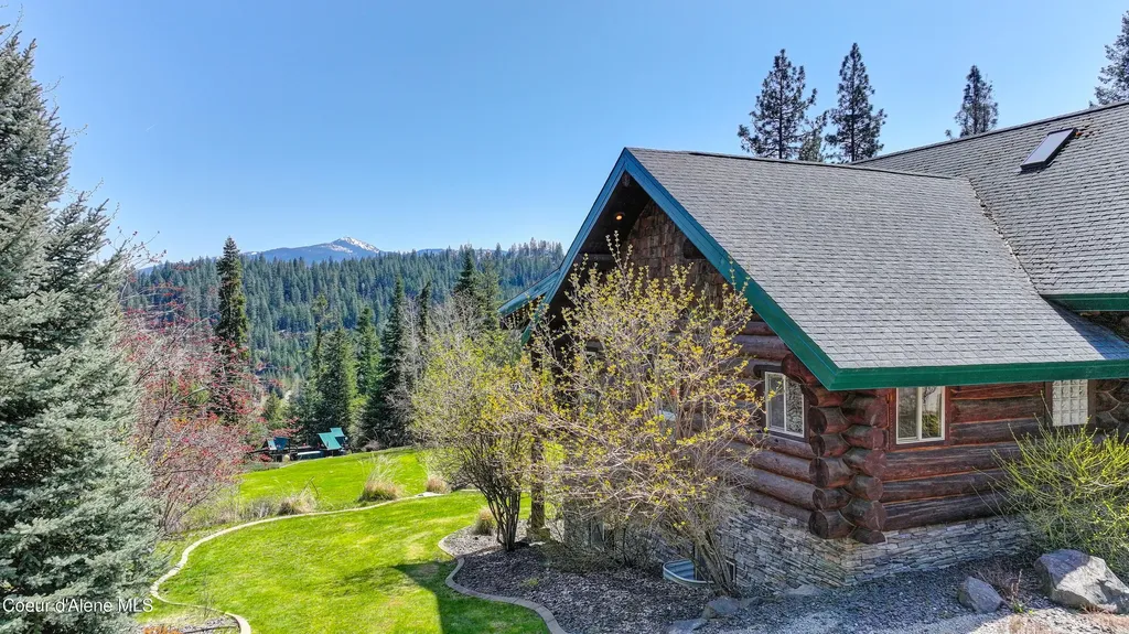 122 Makridge Lane Kingston ID 83839