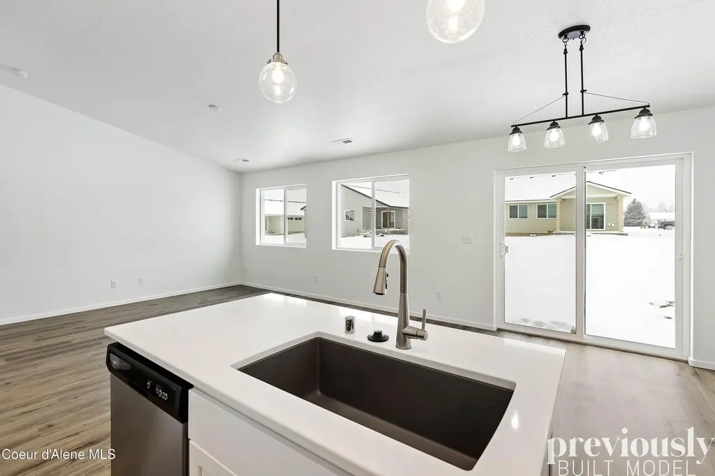 6004 Pelican Loop Rathdrum ID 83858