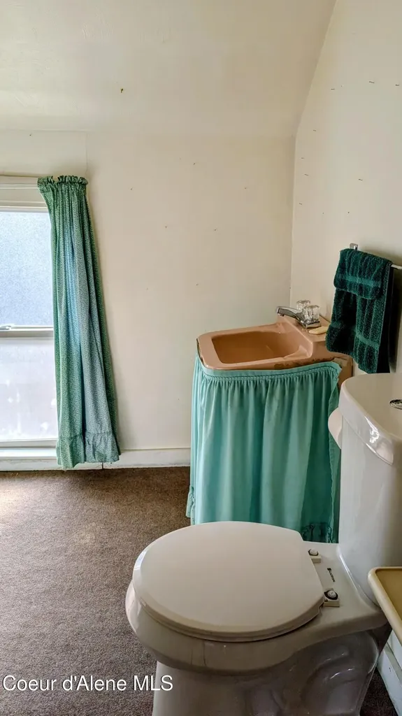 7168 4th Street Bonners Ferry ID 83805