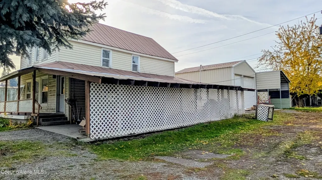 7168 4th Street Bonners Ferry ID 83805