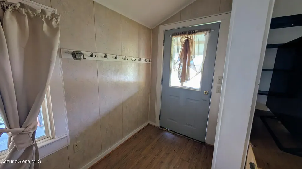 7168 4th Street Bonners Ferry ID 83805