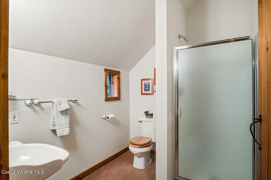 867 E Pine Ridge Drive Harrison ID 83833