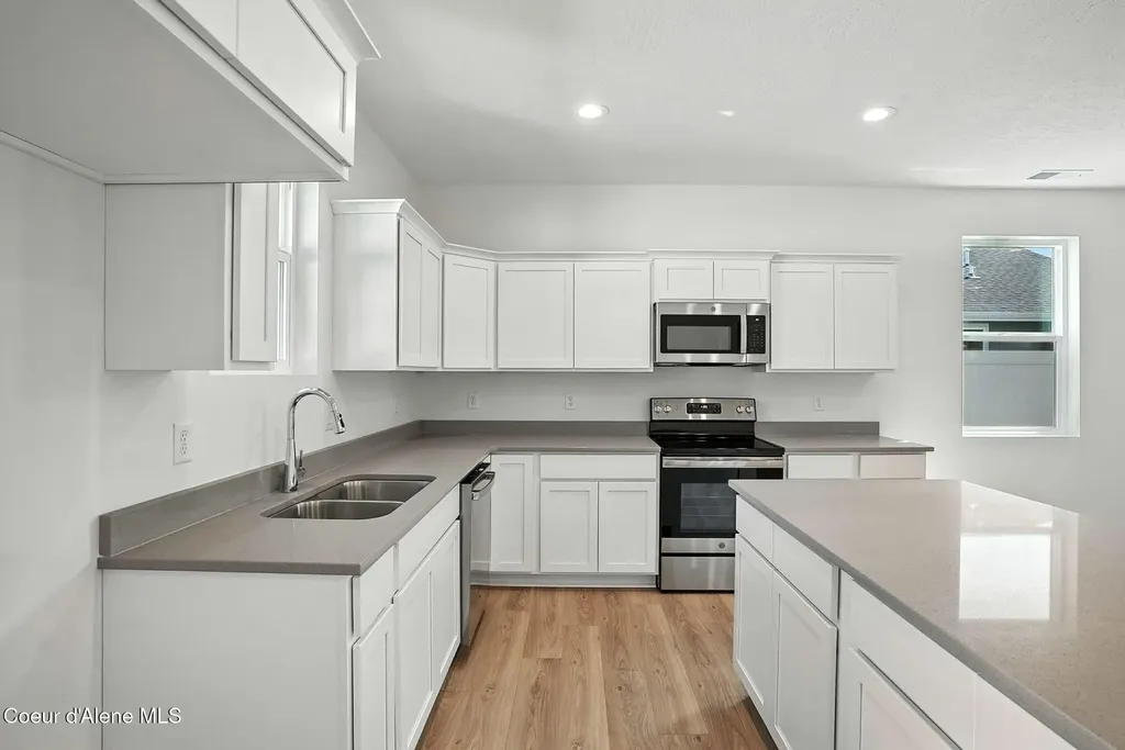 3333 N Corvus Street Post Falls ID 83854