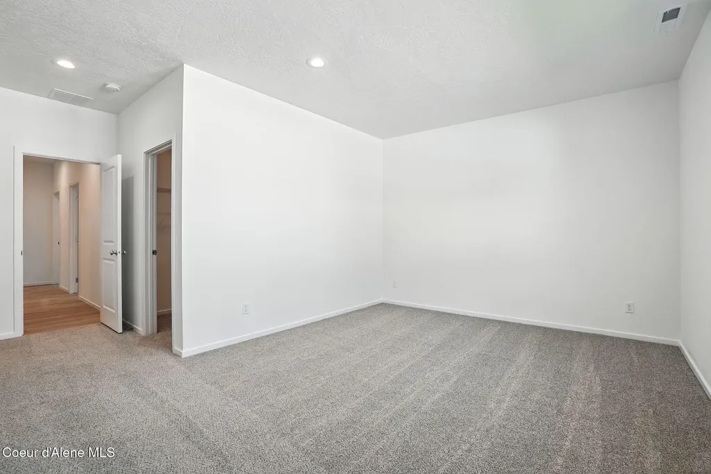 3333 N Corvus Street Post Falls ID 83854