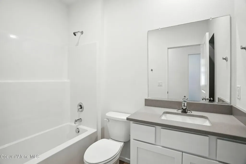 3333 N Corvus Street Post Falls ID 83854
