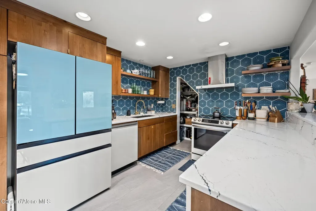 7324 E Revilo Point Road Hayden ID 83835