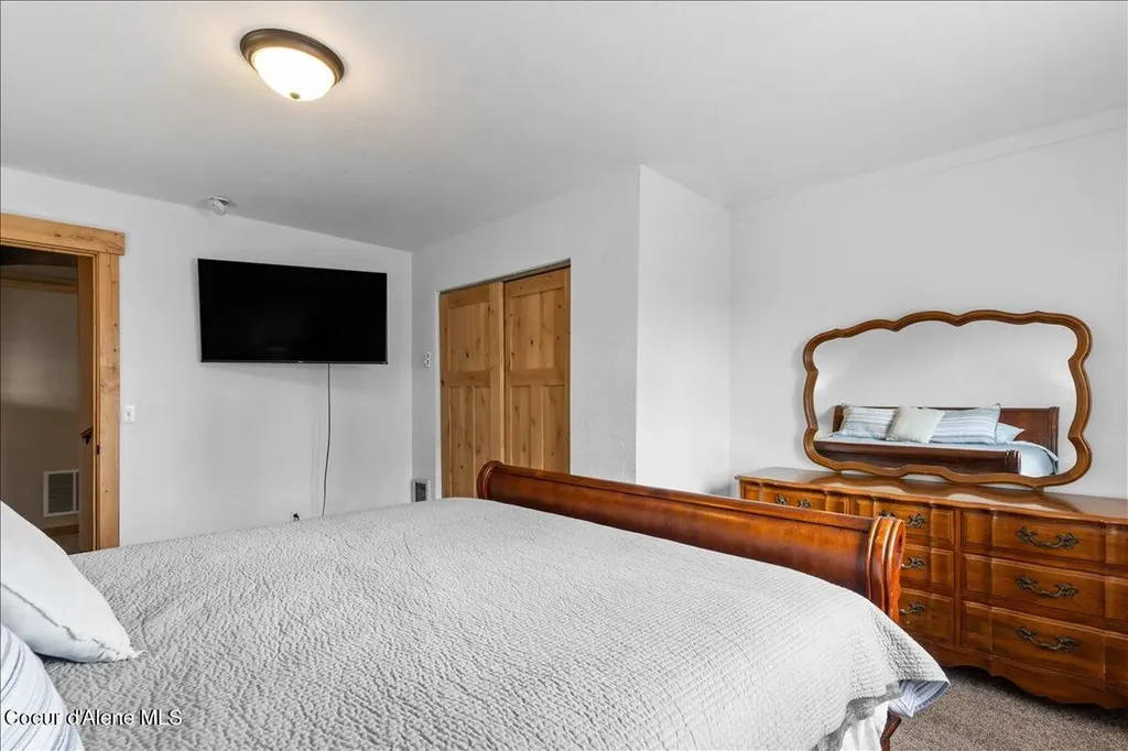 2128 E Shoshone Athol ID 83801
