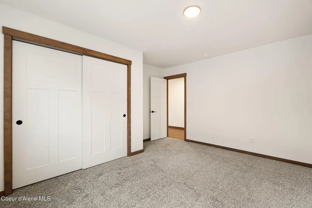 2310 Maverick Court Sandpoint ID 83864