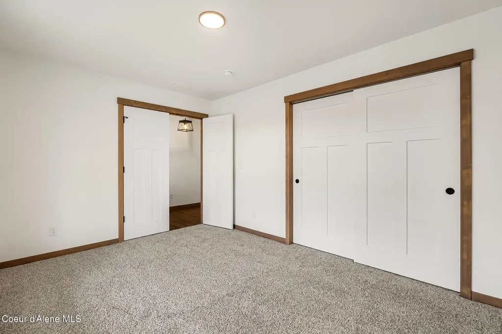 2310 Maverick Court Sandpoint ID 83864