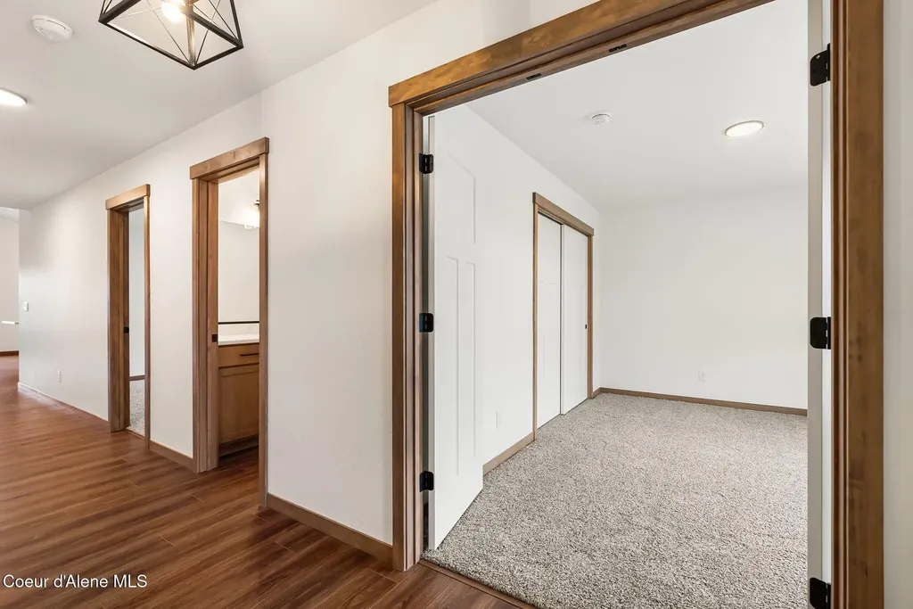 2310 Maverick Court Sandpoint ID 83864