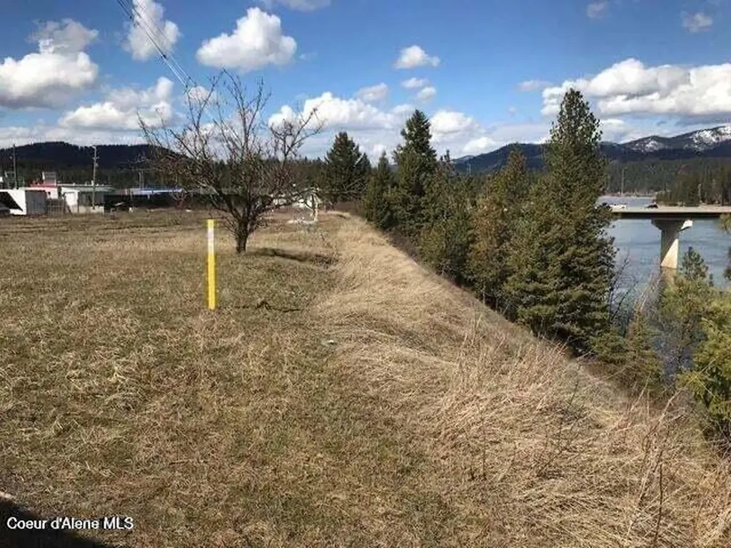 215 N Montana Avenue Oldtown ID 83822