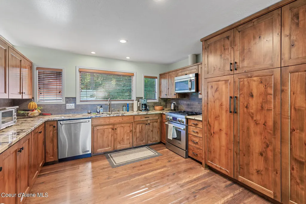 9740 N Easy Street Hayden Lake ID 83835