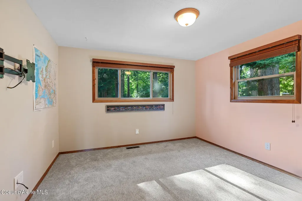9740 N Easy Street Hayden Lake ID 83835