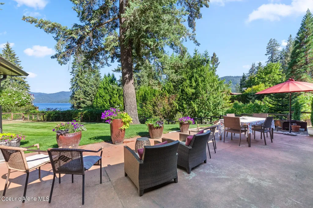 9740 N Easy Street Hayden Lake ID 83835