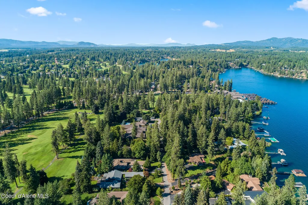 9740 N Easy Street Hayden Lake ID 83835