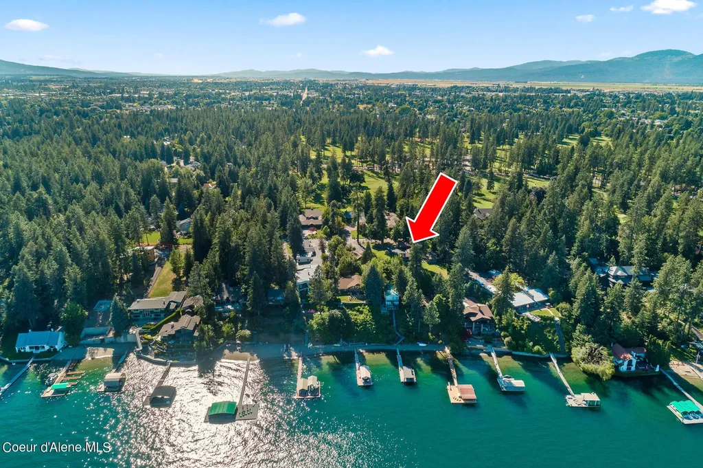 9740 N Easy Street Hayden Lake ID 83835