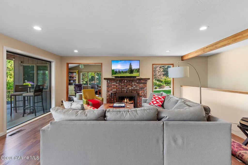 9740 N Easy Street Hayden Lake ID 83835