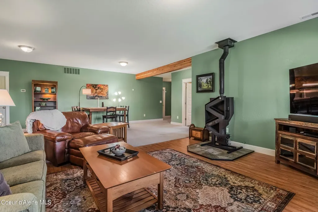 833 Drummond Peak Road Kingston ID 83839