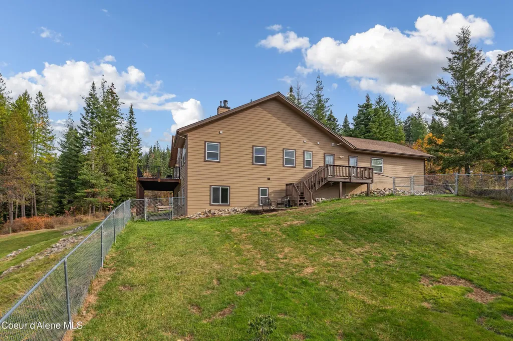 833 Drummond Peak Road Kingston ID 83839