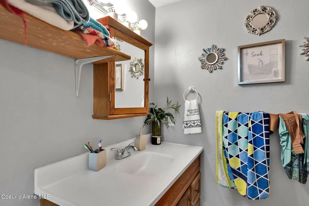 9384 N Baack Street Hayden ID 83835