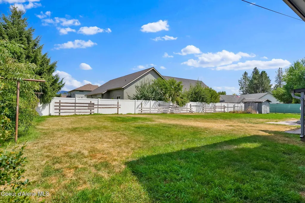 9384 N Baack Street Hayden ID 83835
