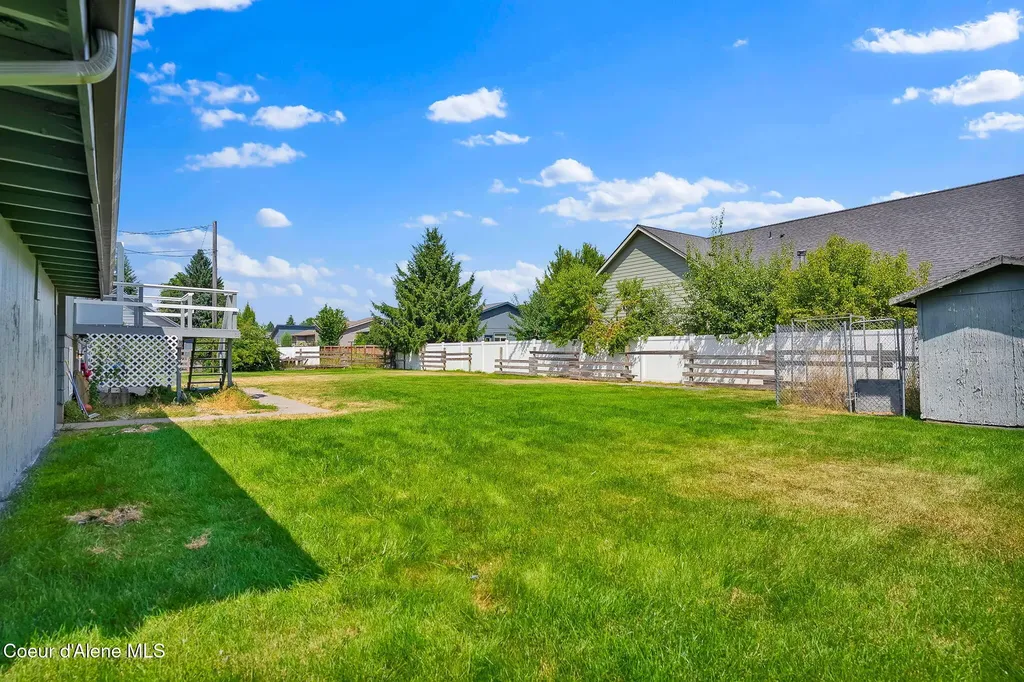 9384 N Baack Street Hayden ID 83835