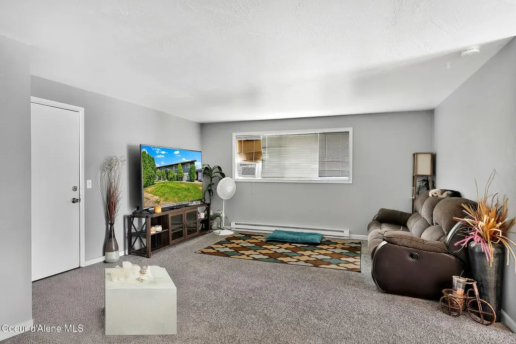 9384 N Baack Street Hayden ID 83835