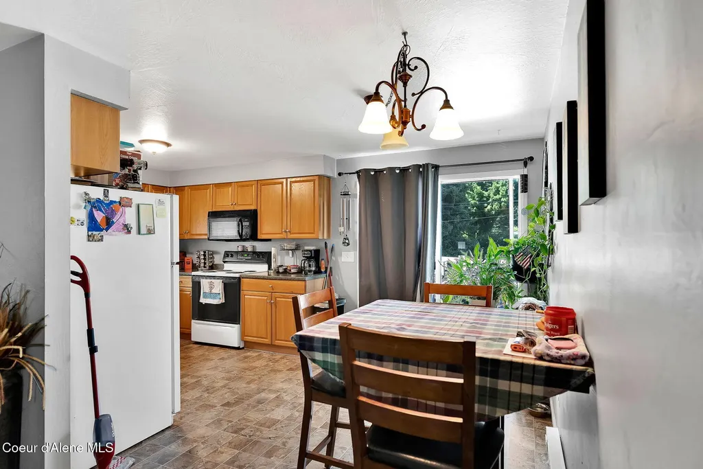 9384 N Baack Street Hayden ID 83835