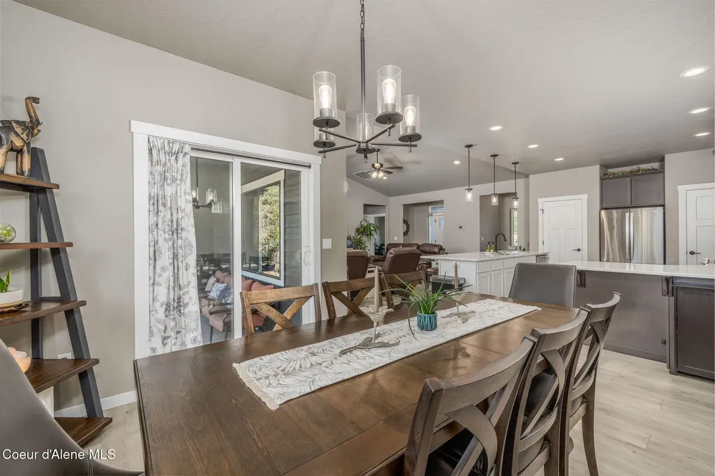 29249 N Archer Road Athol ID 83801
