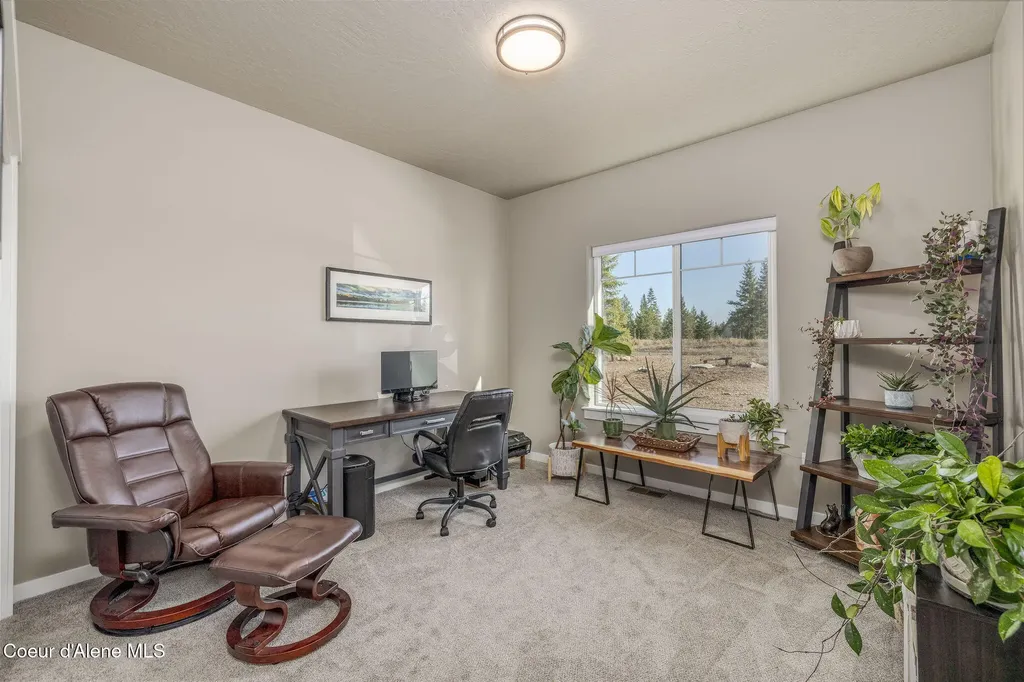 29249 N Archer Road Athol ID 83801