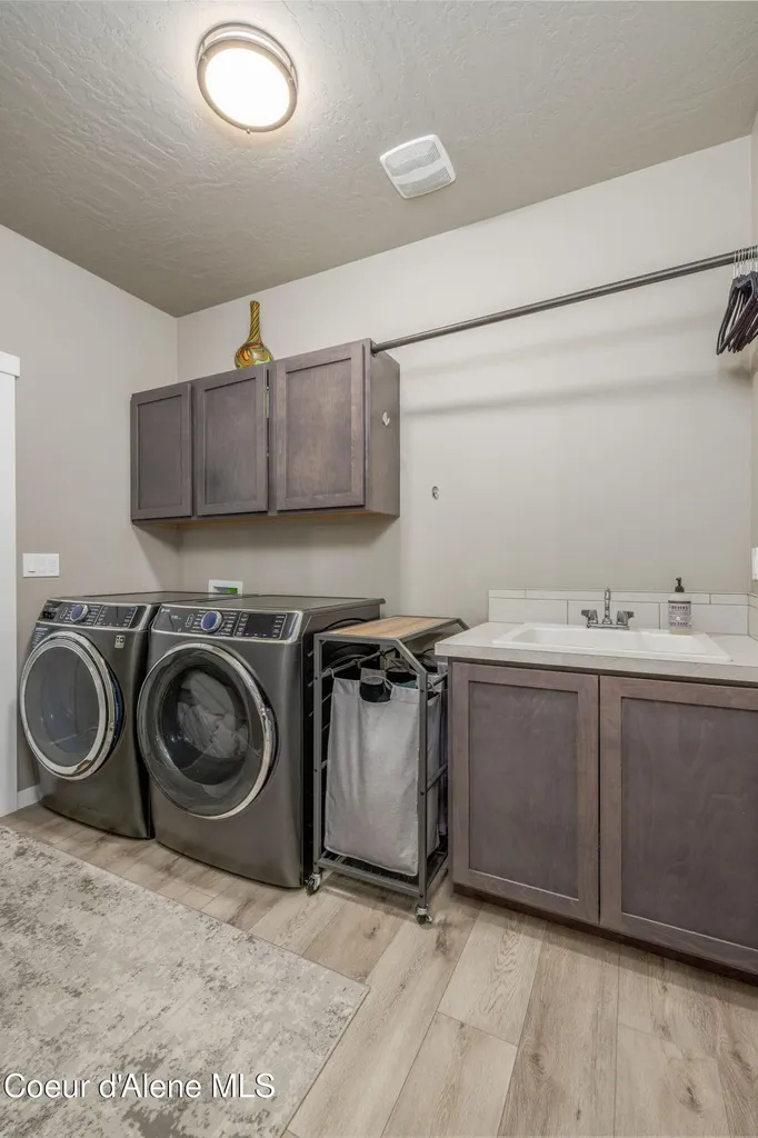 29249 N Archer Road Athol ID 83801