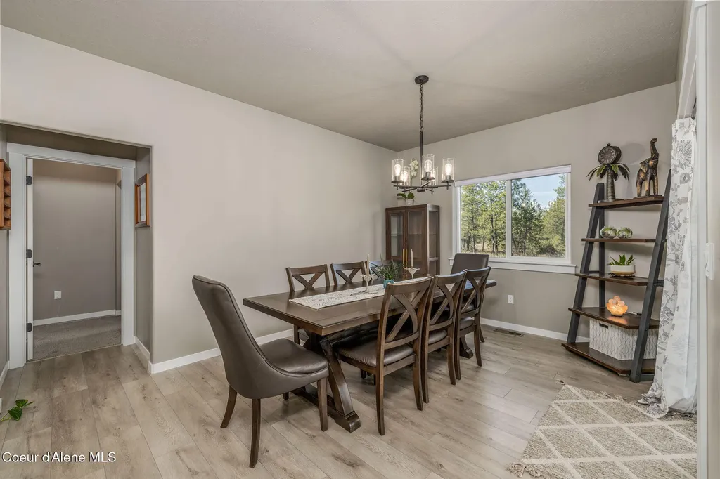 29249 N Archer Road Athol ID 83801