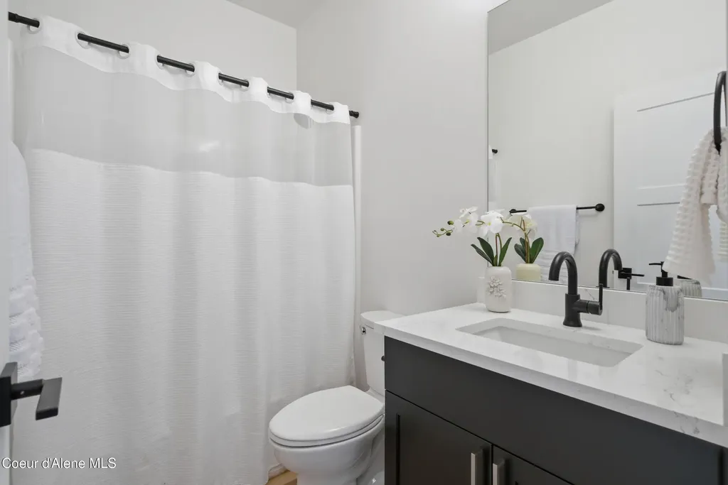 1607 Gondola Court Sandpoint ID 83864